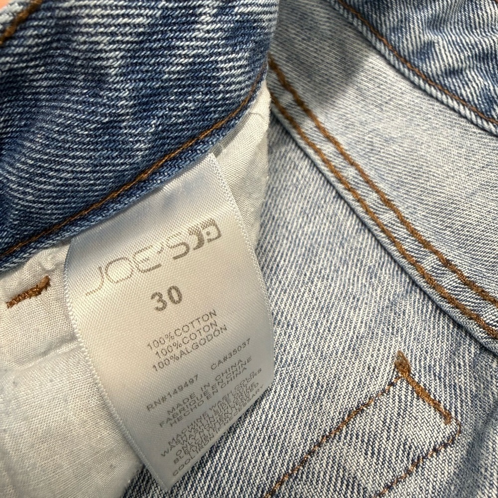 Joe’s Jeans Distressed Light Blue Women's Size 30 Raw Hem - Picture 10 of 12
